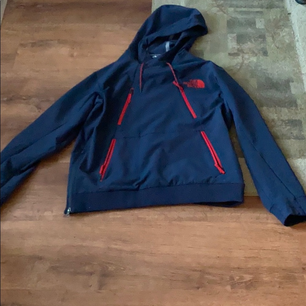 Large NorthFace sweatshirt!